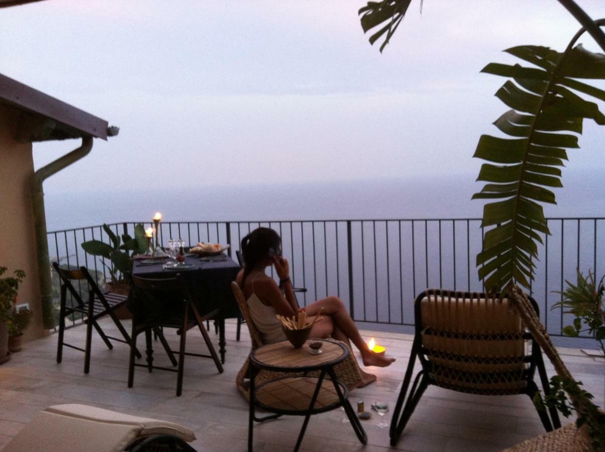 House In Grimaldi. Spectacular View Over The French Riviera! غريمالدي المظهر الخارجي الصورة